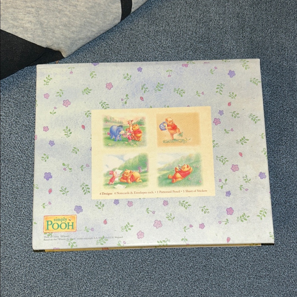 NWT Disney Character Stationery Box- Pooh and Friends. Cards, pencil, stickers - Picture 9 of 12